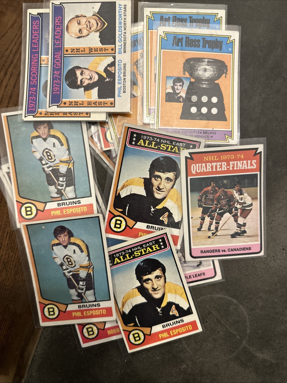 Lot of 360+ – 1974-75 Topps Hockey Cards – PR to VG Condition – READ!