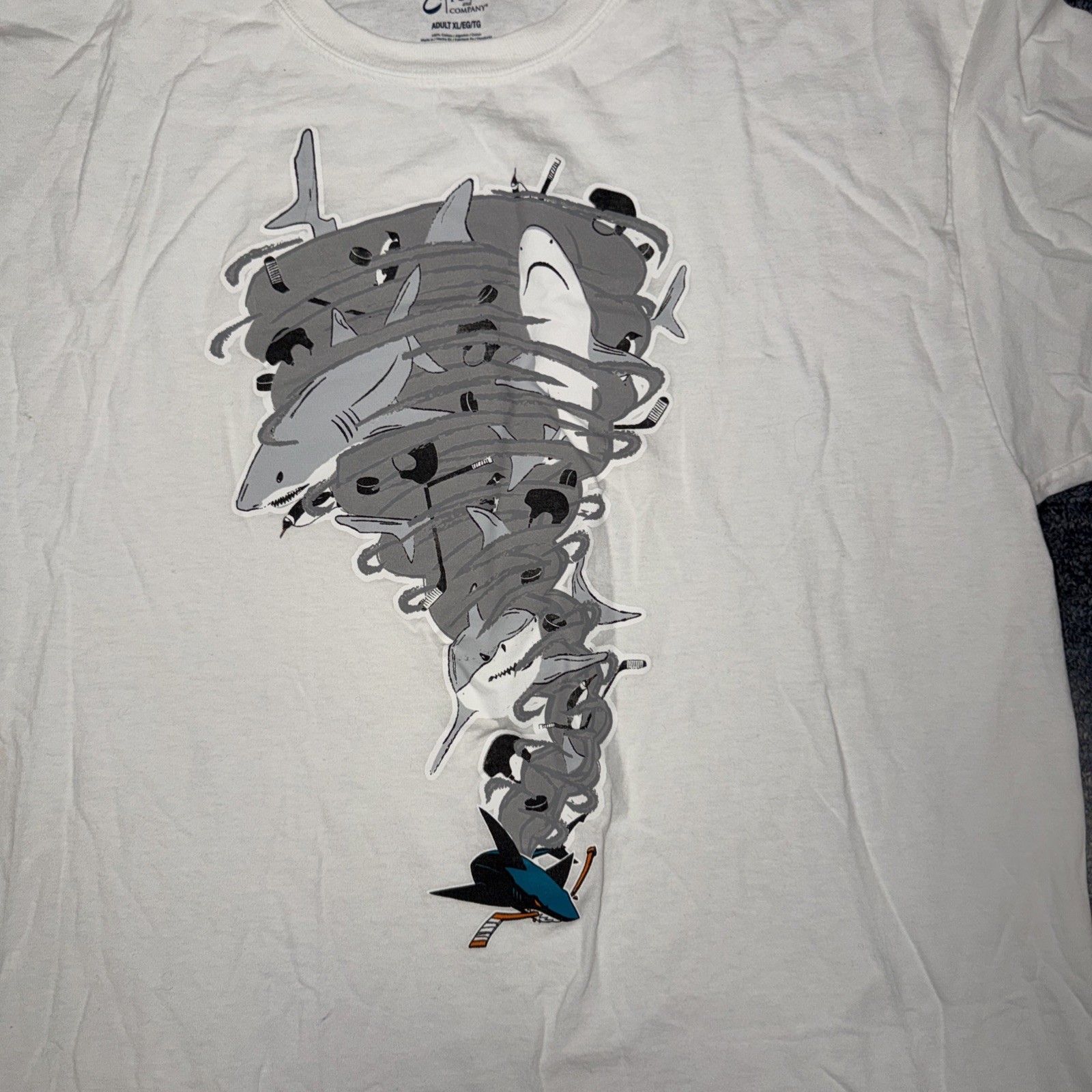 SJ Sharks Sharknado 2016 Stanley Cup Finals XL SGA T-Shirt Extra Large Mens