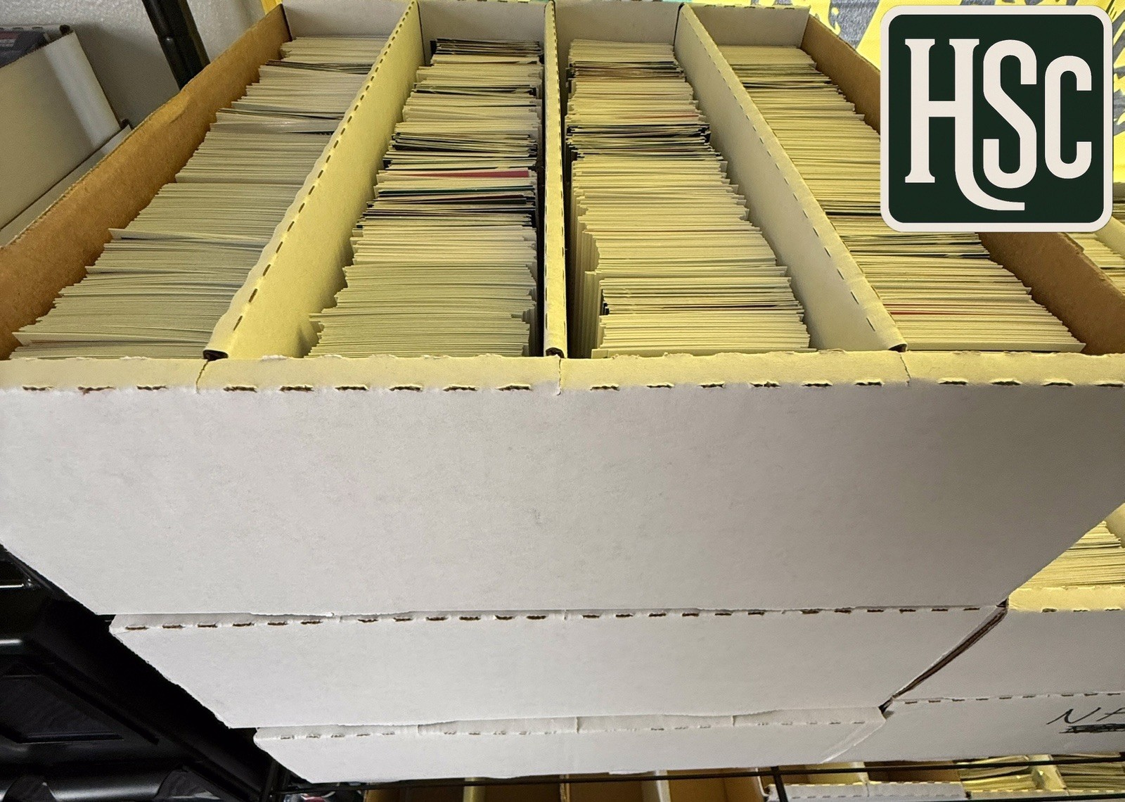 Baseball MLB – 200 Card Lot – Rookies, Parallels, Memorabilia, Autos, Numbered