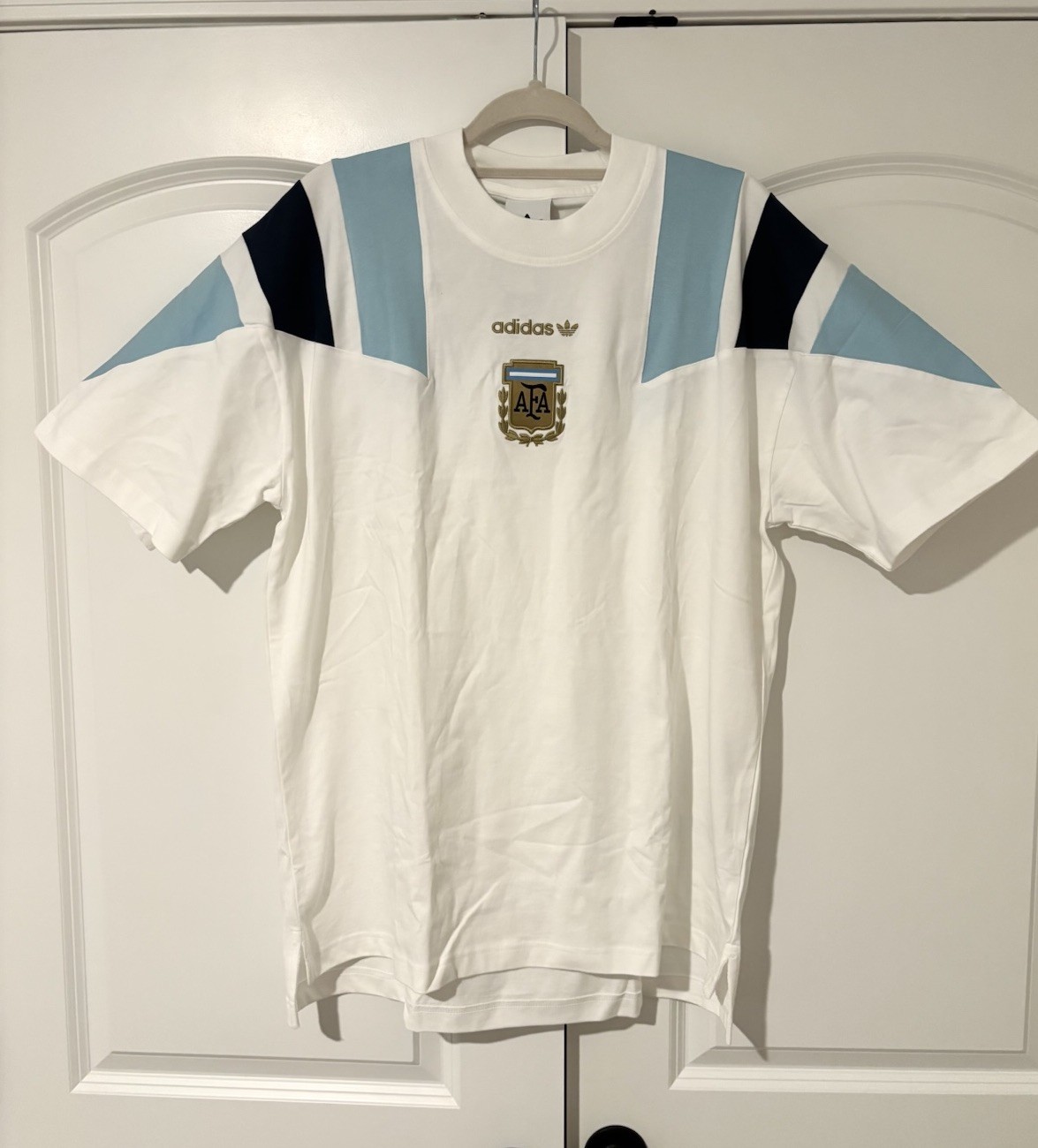 Argentina Adidas EQT tee Messi Mens Soccer Shirt White Light Blue Navy size L
