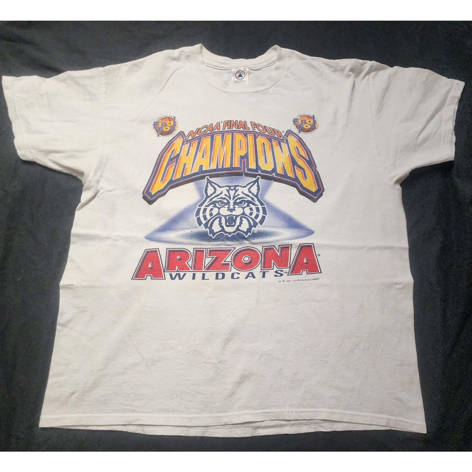 THREE Vintage Arizona Wildcats UofA T-shirt Basketball XL NCAA Champions 1997