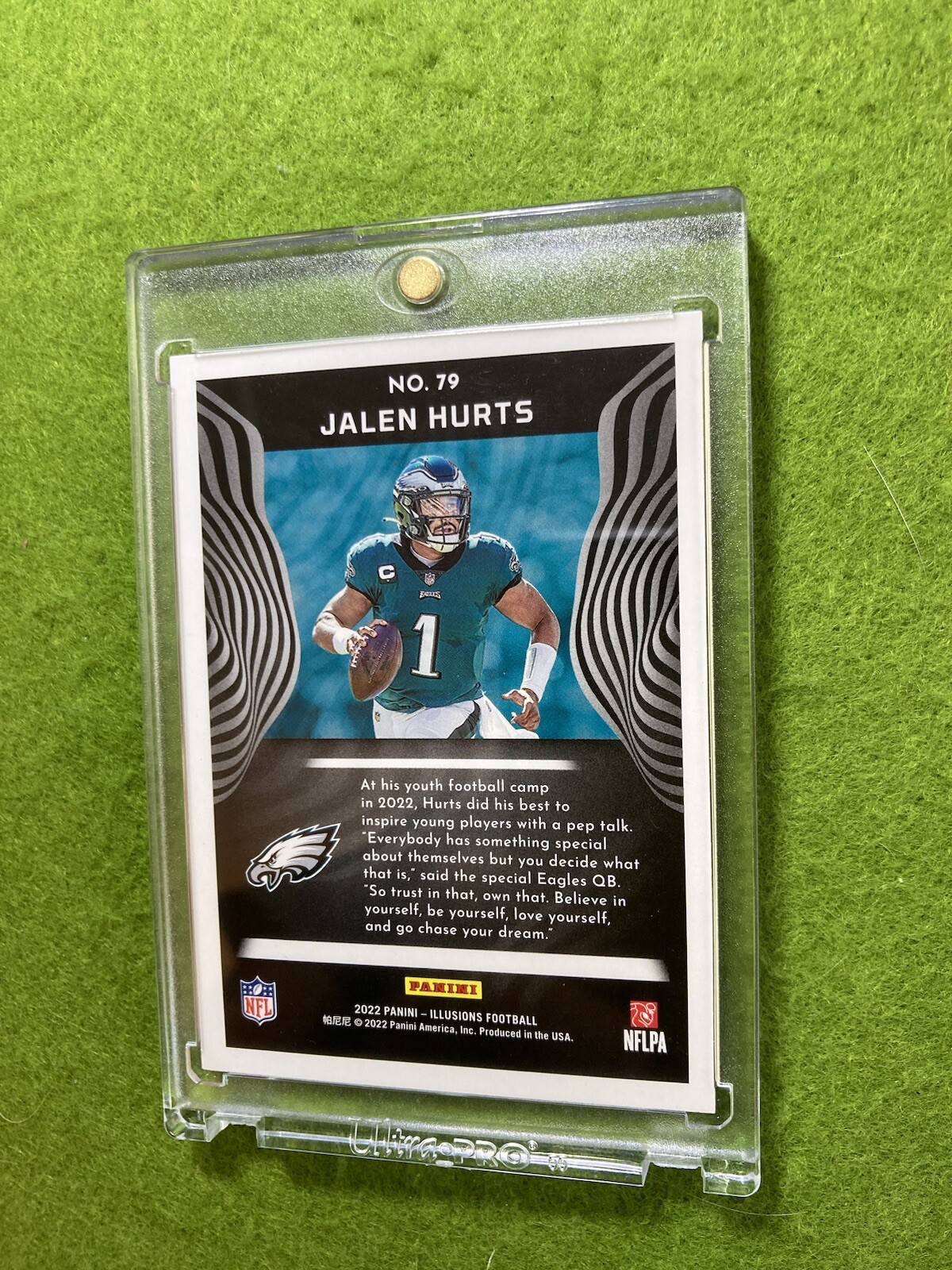 Jalen Hurts WHITE SPARKLE PRIZM DOTS CARD 2022 JALEN HURTS Illusions EAGLES SP