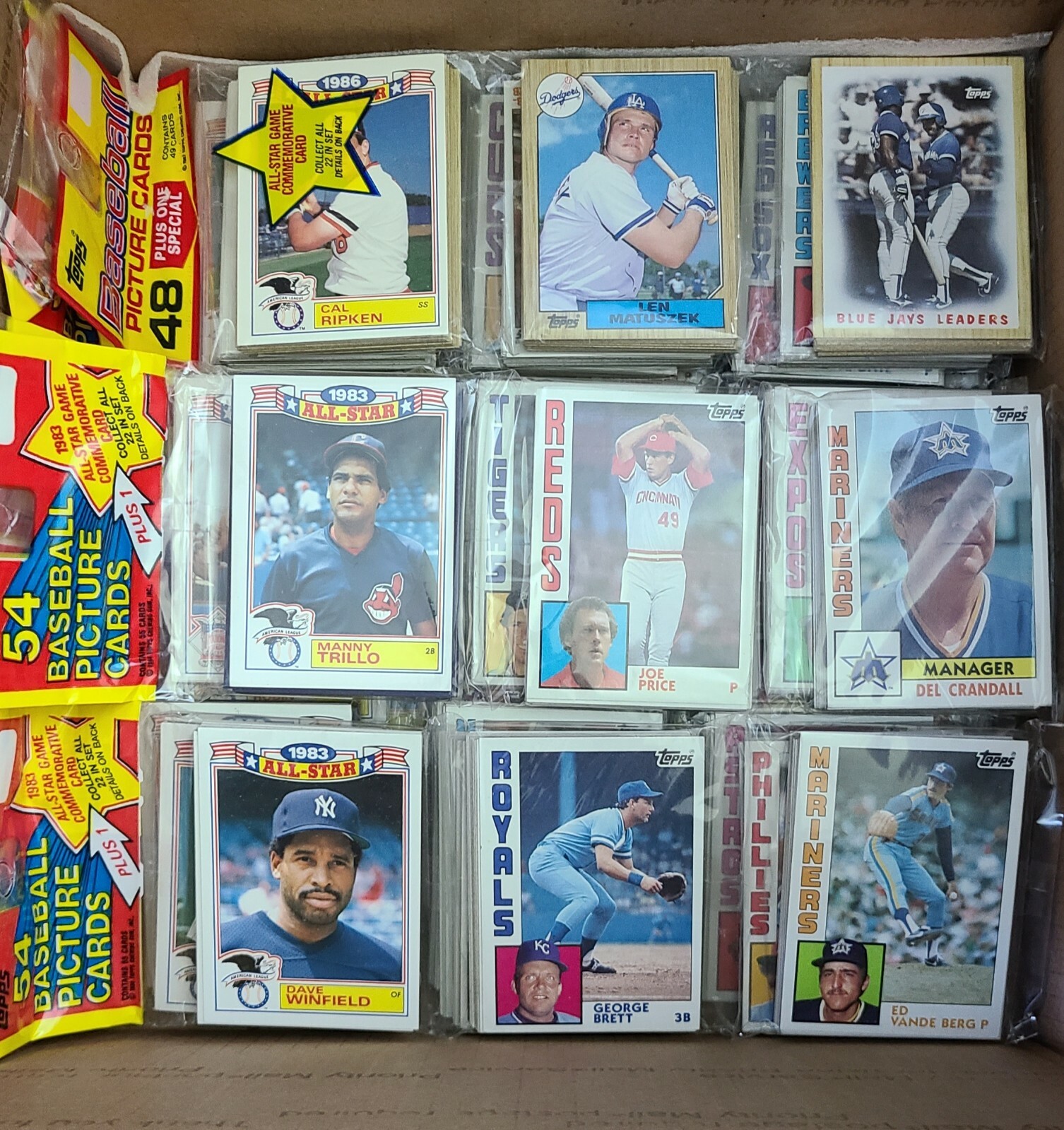 +500 Lot of Vintage Unopened Basketball Baseball Football Cards in Sealed Packs