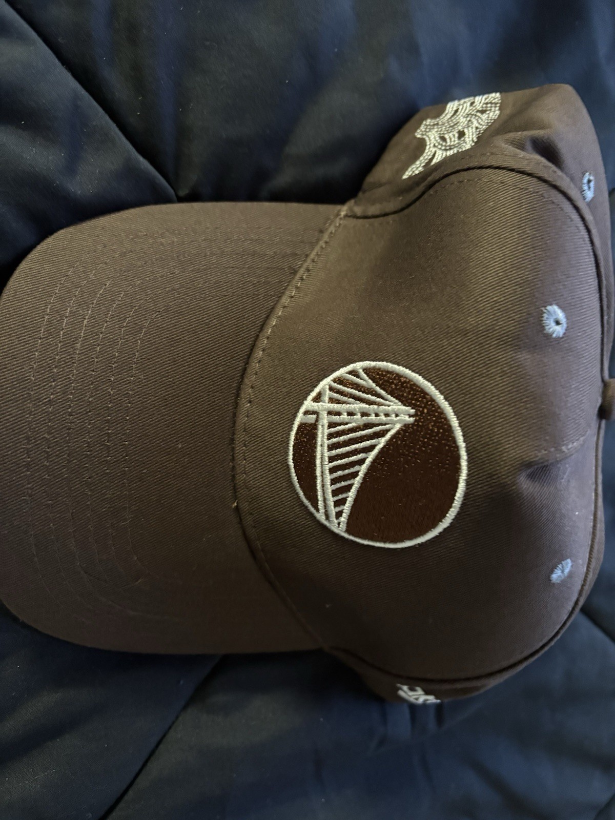 Golden State Warriors The Town Brown SnapBack Hat and Bag.