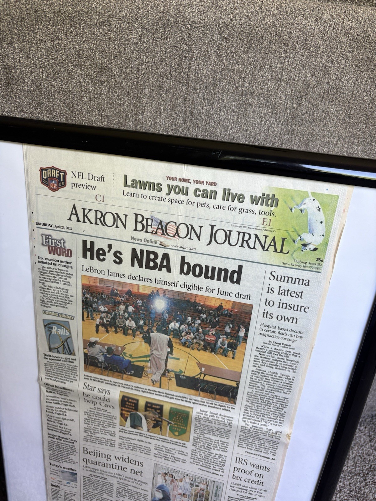 LEBRON JAMES 2003 NBA DRAFT DECISION AKRON BRACON NEWSPAPER 4/26/2003 FRAMED