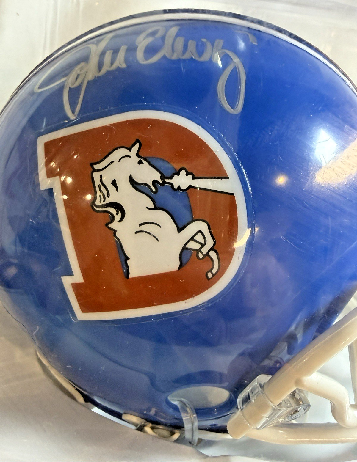 John Elway Signed Denver Broncos Old Logo Riddell VSR4 Mini Helmet