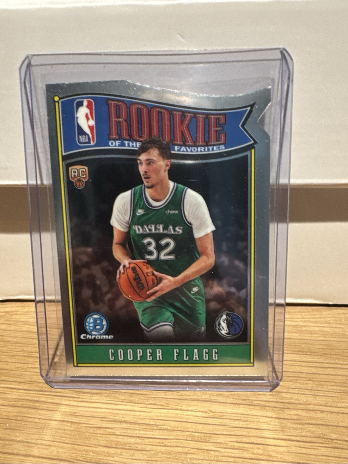 2025 Bowman Cooper Flagg Rookie Of The Year Favorites Chrome Die Cut RC MAVS