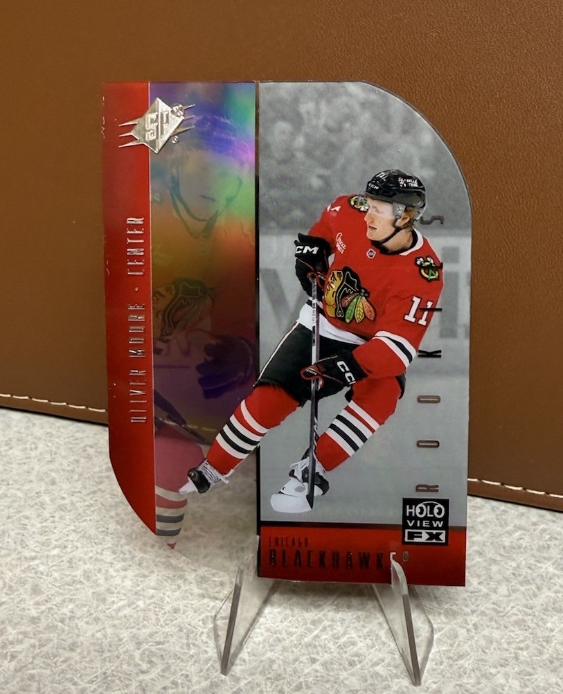 Oliver Moore 2025-26 Upper Deck SPx #HV-35 Holoview F/X Rookie RC SP Blackhawks