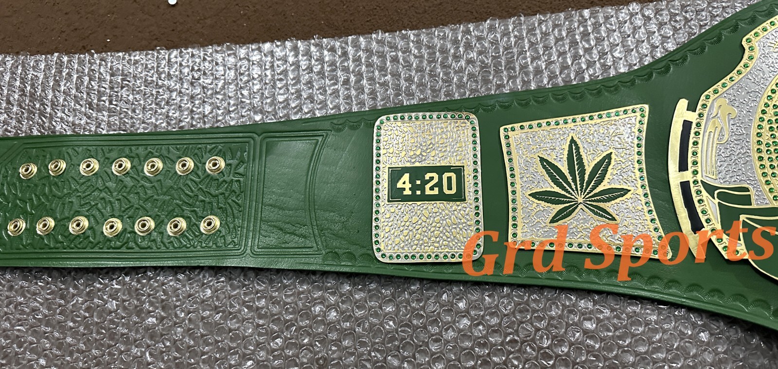 Smoker Stoner Weed 420 World Wrestling Championship Belt Dual Gold Plated