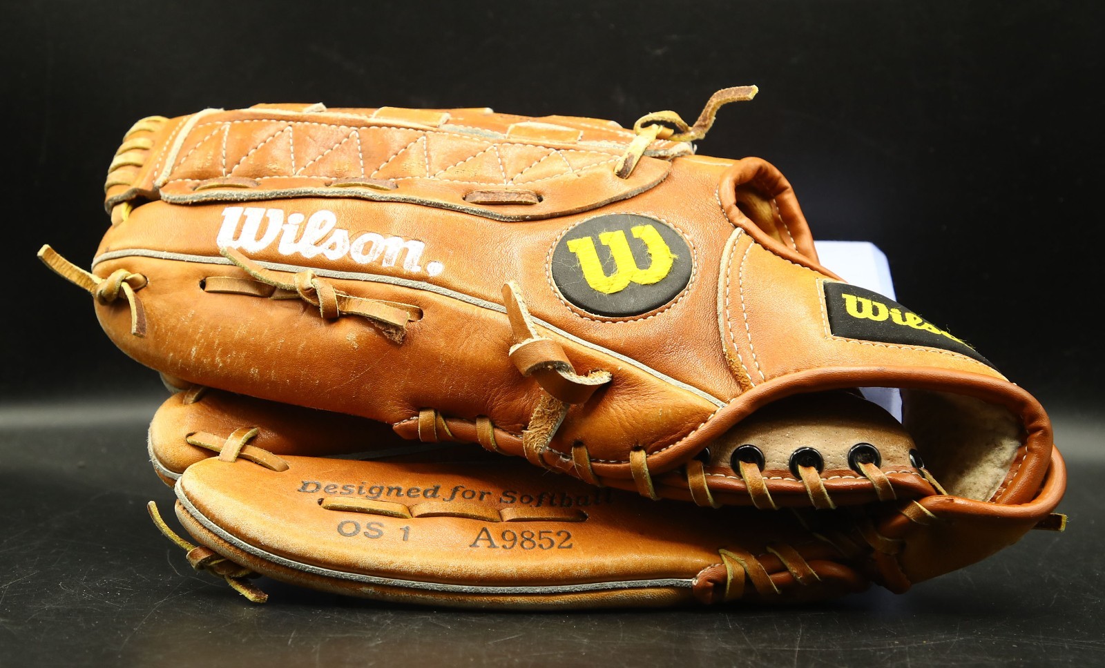 Wilson LHT Softball Glove Optima Gold A9852 13″ Mitt 0S1 Dual Hinge Cowhide