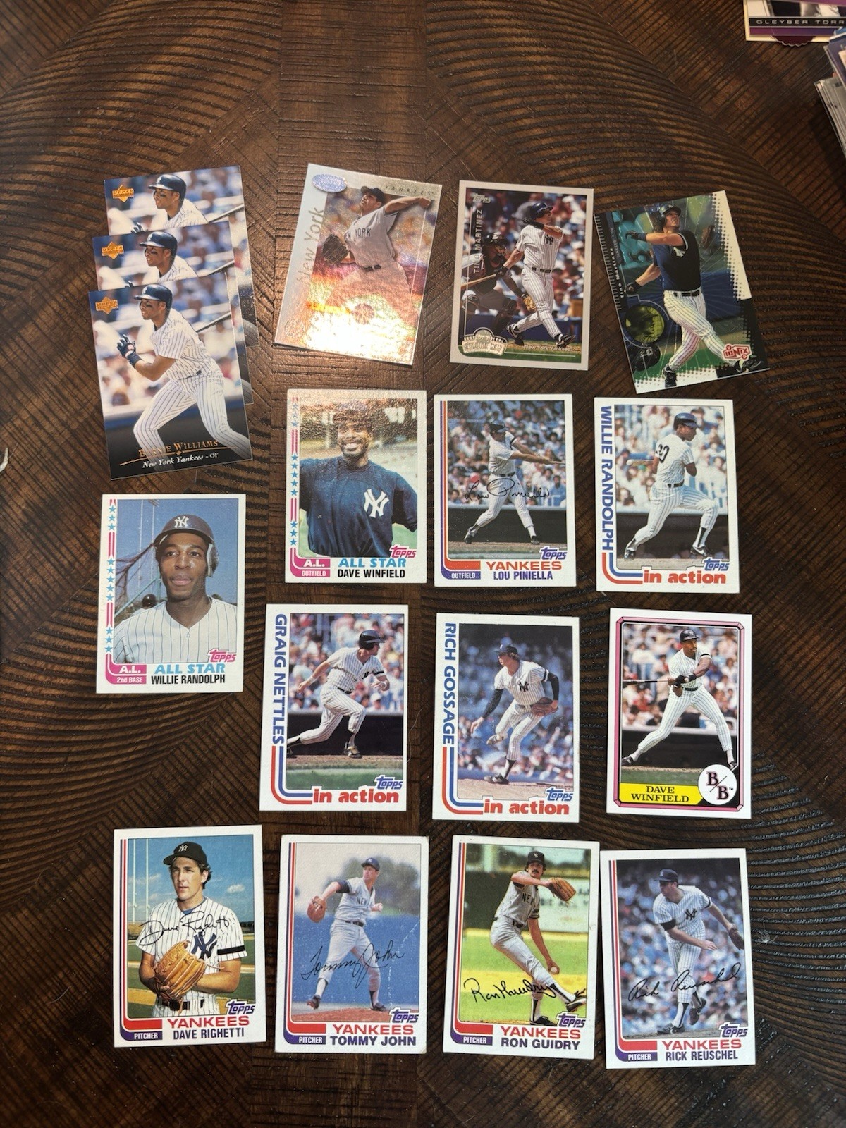 Lot of 3200 New York Yankees Mattingly, Winfield, Sabathia, Henderson, LOADED!!!