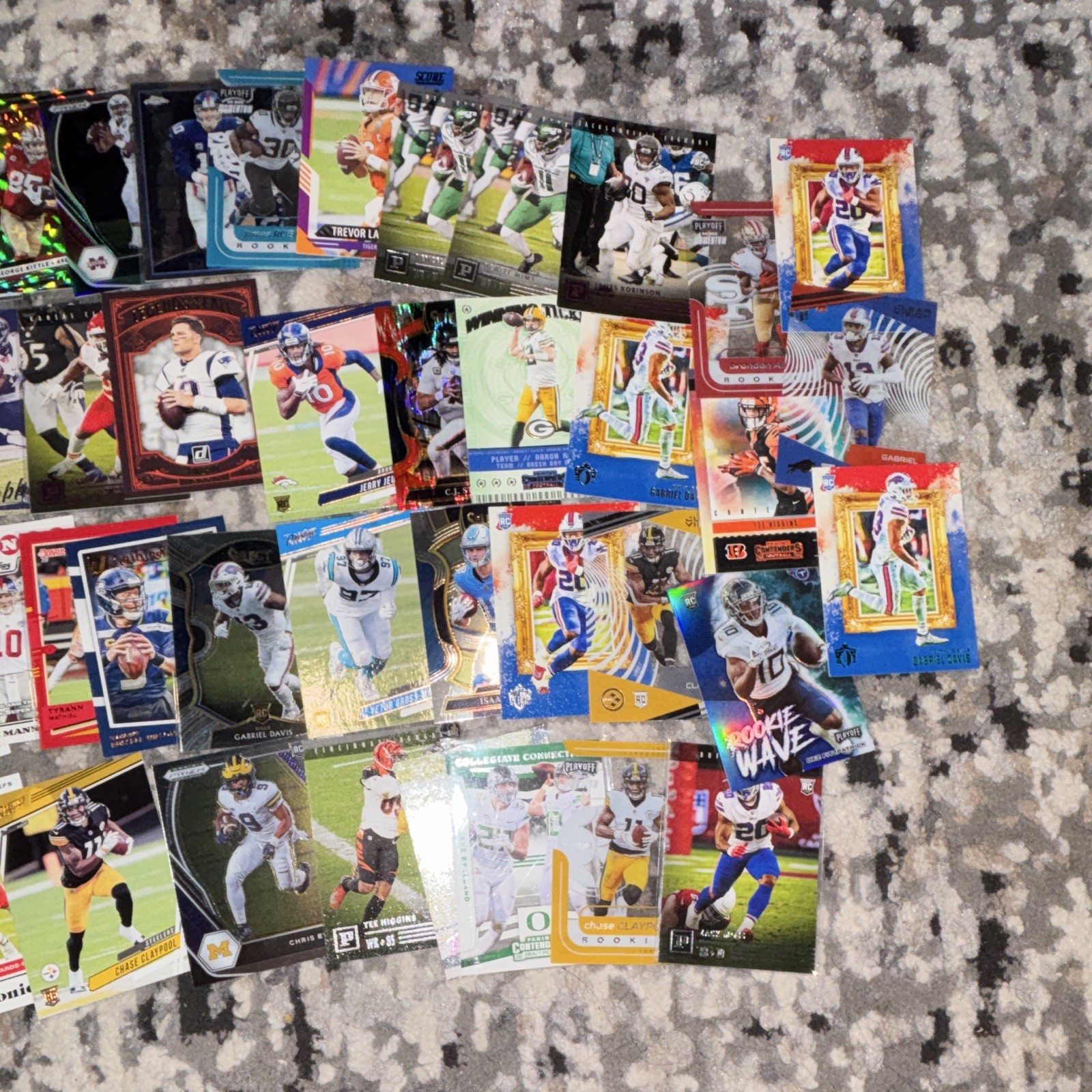 Panini 2018-2026 NFL Football Card Lot – 80 Cards Prizm/Chronicles/Prestige RC