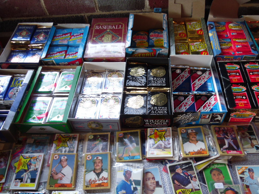 FREE TOPPS CARDS FROM THE 1960s WITH PURCHASE OF UNOPENED BASEBALL CARD PACKS