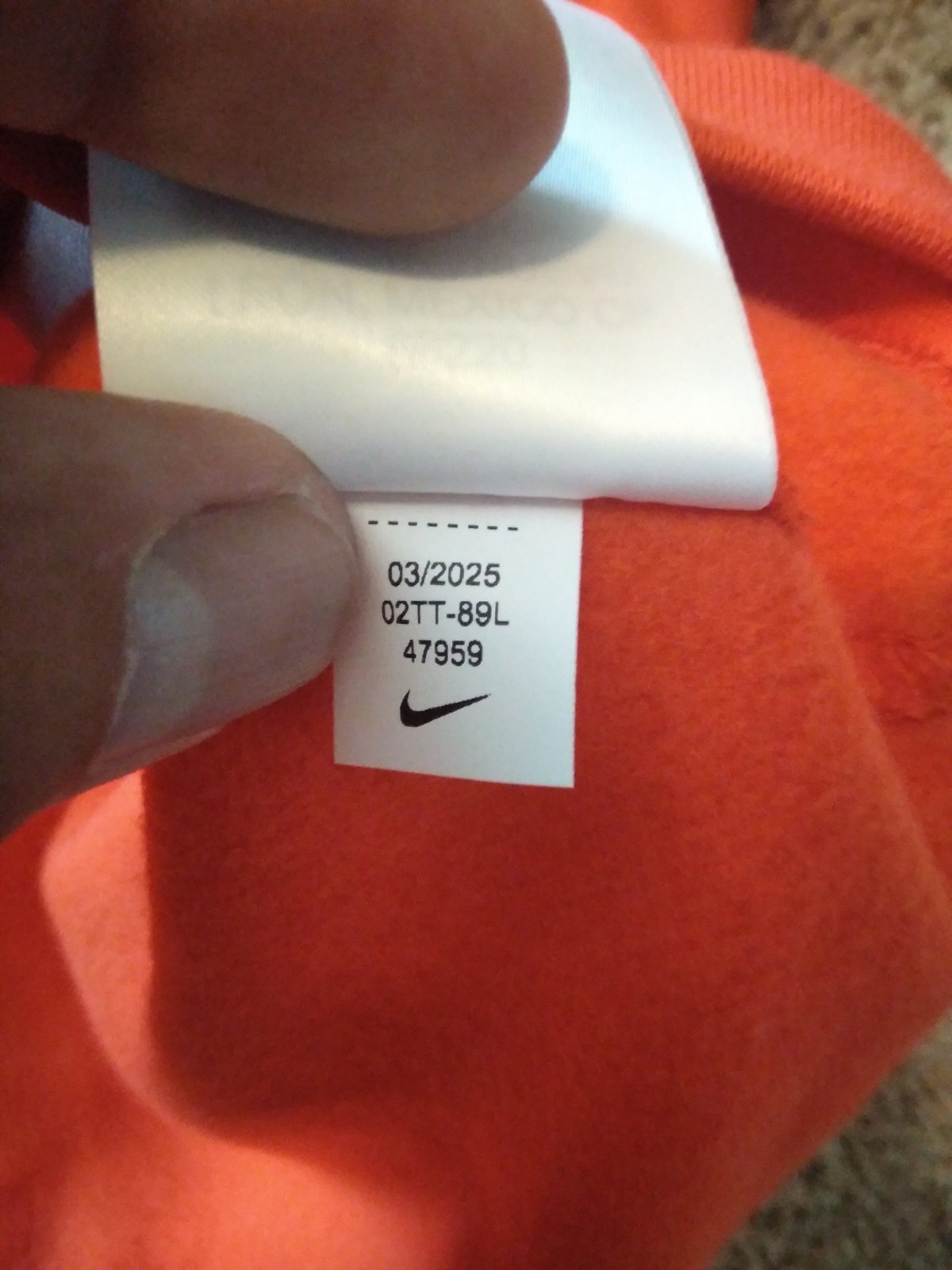 NWT Nike Auburn Tigers Football 2025 Team Issued Long Sleeve Pullover MEDIUM