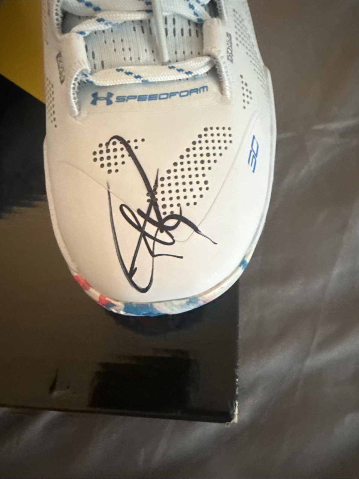 Stephen Curry Signed Under Armour Splash Party Birthday Cake Sneakers JSA LOA 2