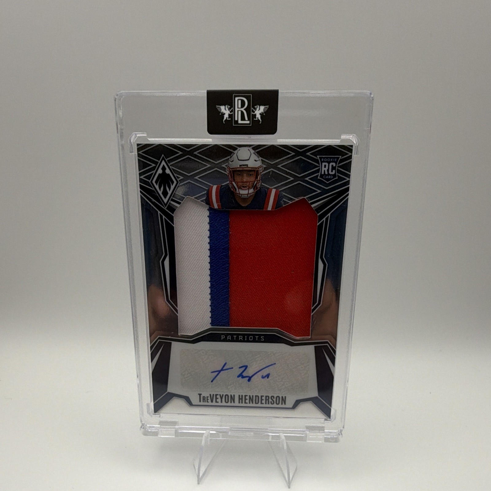 2025 Panini Phoenix – Rookie Patch Autographs TreVeyon Henderson #RPS-THN /199