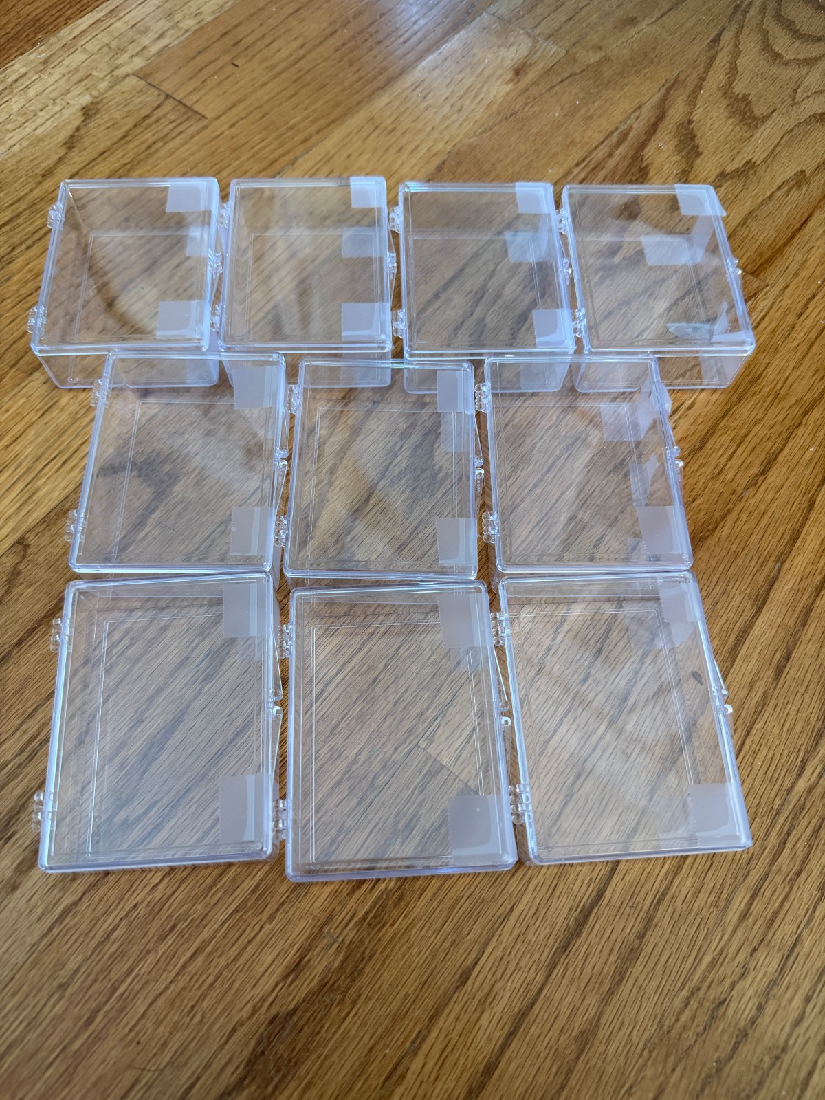 10 CLEAR HINGED STORAGE BOX CASE HOLDER SPORTS CARDS POKEMON (50 count)