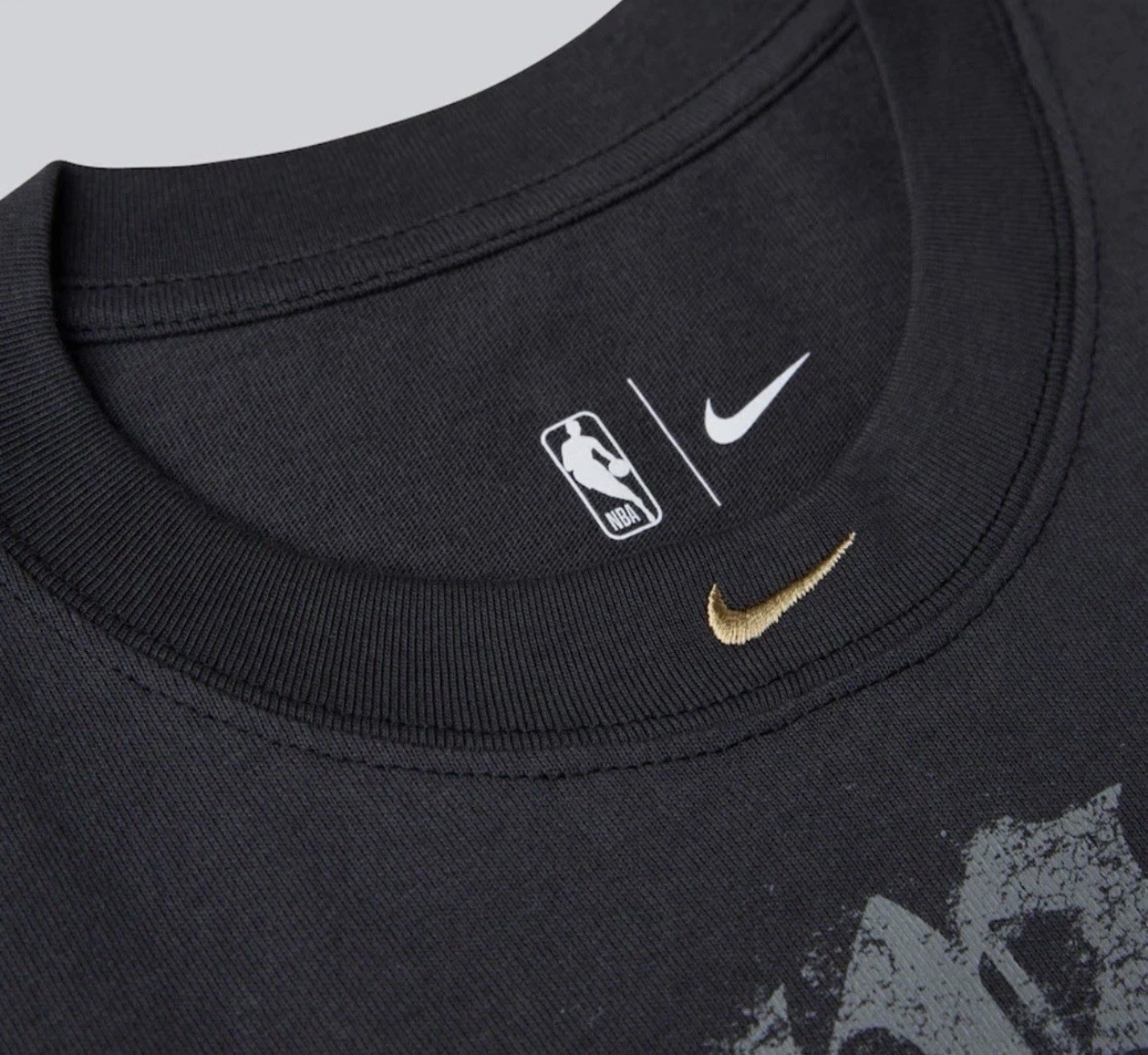 AUTHENTIC New York Knicks Nike 2026 NBA Finals Champions Locker Room Shirt SIZES