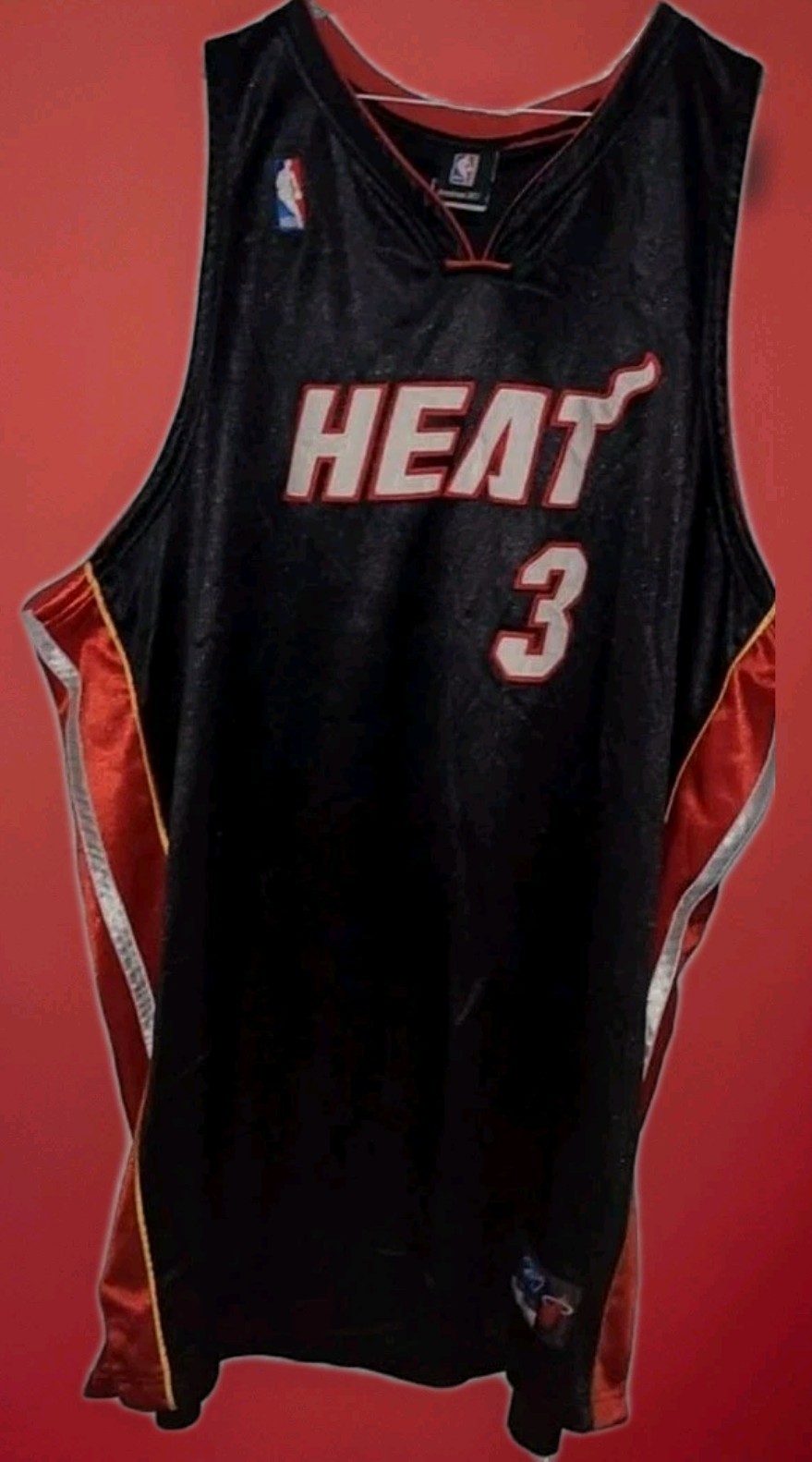 NBA Dwayne Wade #3 Miami Heat Jersey Autographed with JSA COA