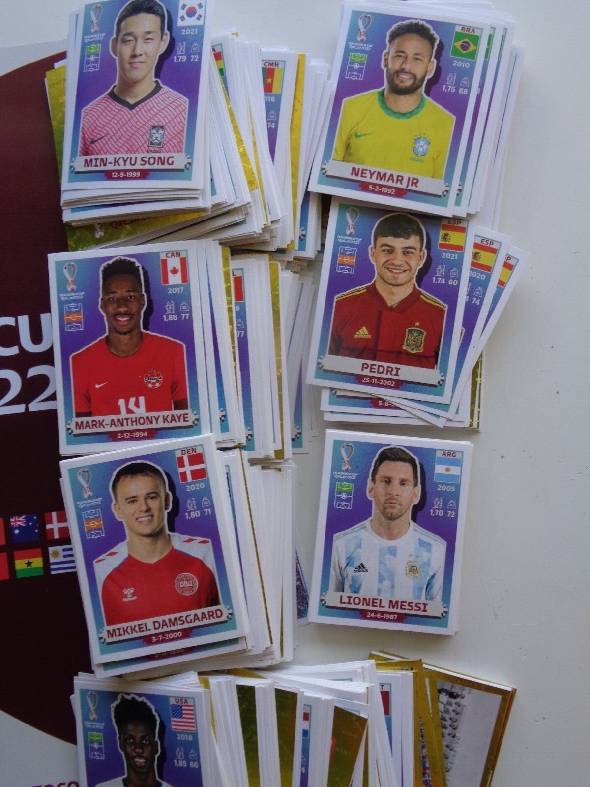 🔥 PANINI World Cup Qatar 2022 Complete 670 Sticker collection + album USA SALE