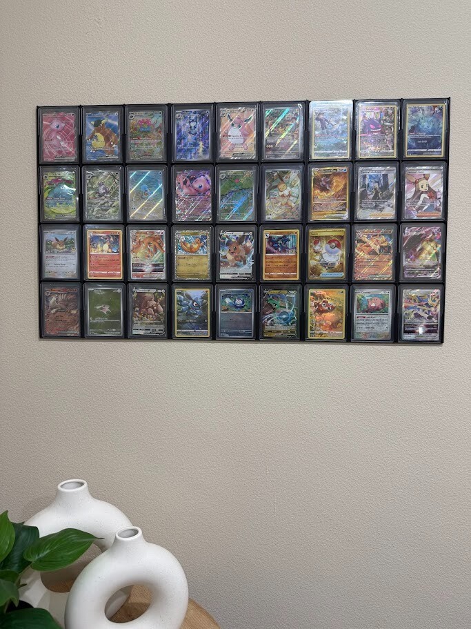 Toploader Wall Display for TCG Cards Modular (Cards Not Included)