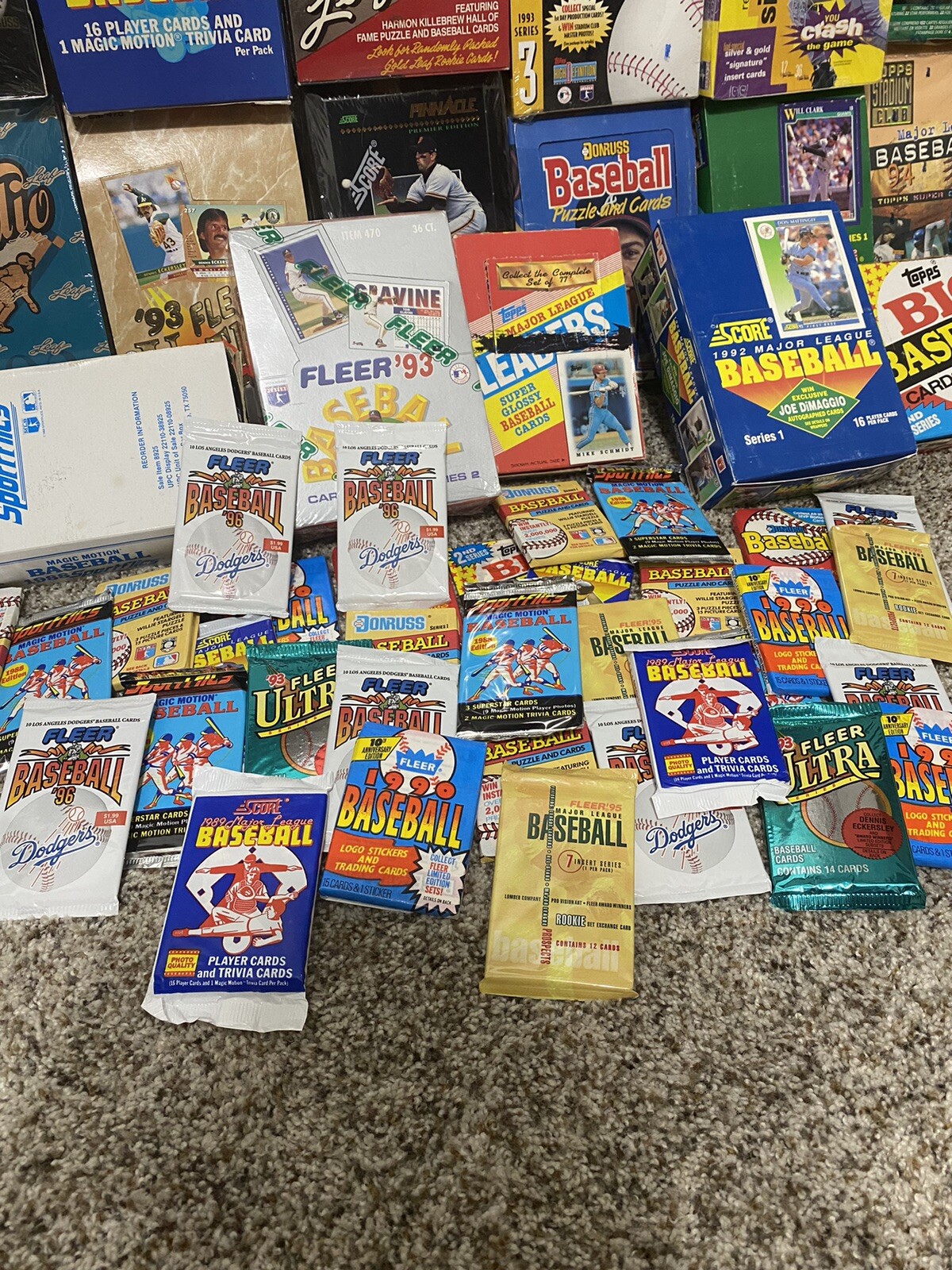 Huge Wholesale Lot of 300 Unopened Old Vintage Baseball Cards in Packs