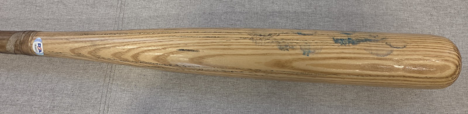 1999 Paul O’neill Signed Auto Game Used GU Uncracked LVS Bat PSA LOA Yankees