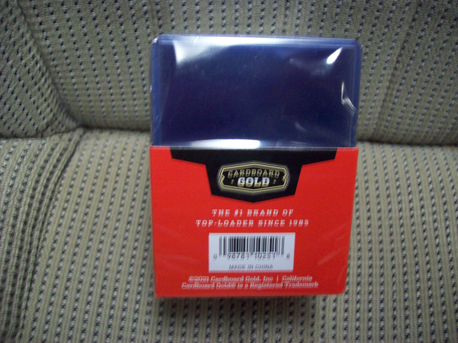 Thick 100 pt. Cardboard Gold Standard 3″ x 4″ Top Loaders, 25 per package.