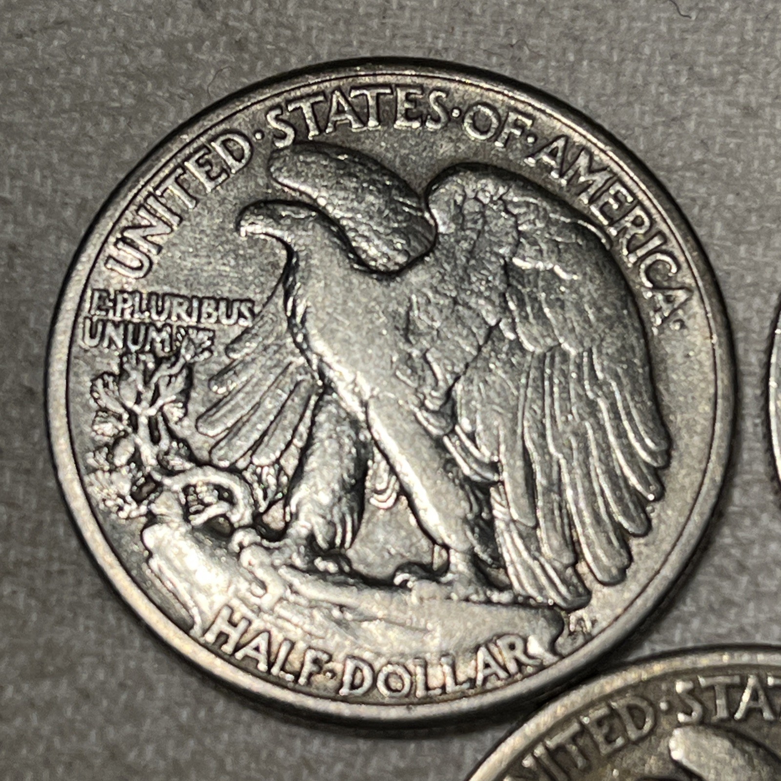 Lot of 3 Walking Liberty Siver Half Dolars. 1942, 1944D, 1947D. 90% Siver.💥