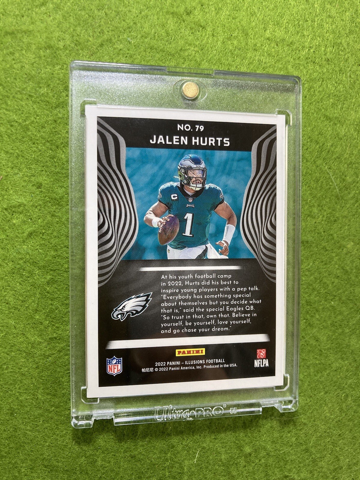 Jalen Hurts WHITE SPARKLE PRIZM DOTS CARD 2022 JALEN HURTS Illusions EAGLES SP