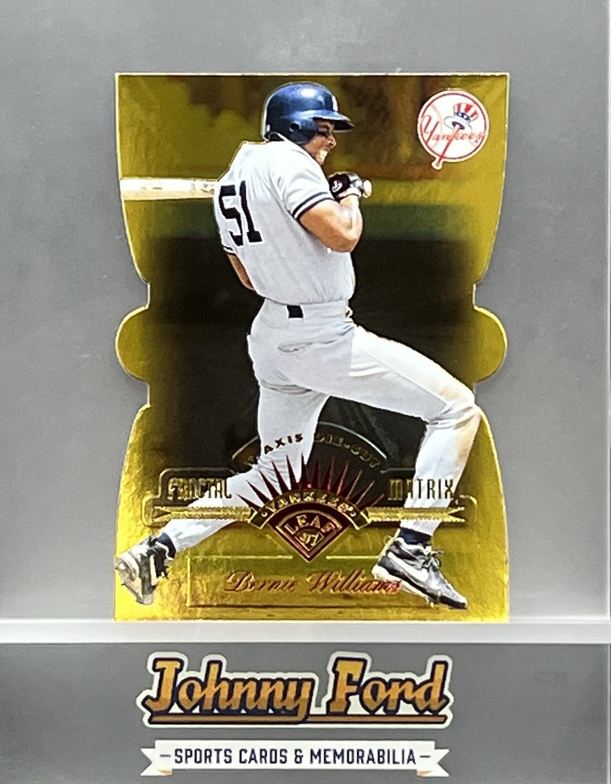 1997 Leaf Fractal Matrix Bernie Williams Y-Axis Die Cut #111 New York Yankees
