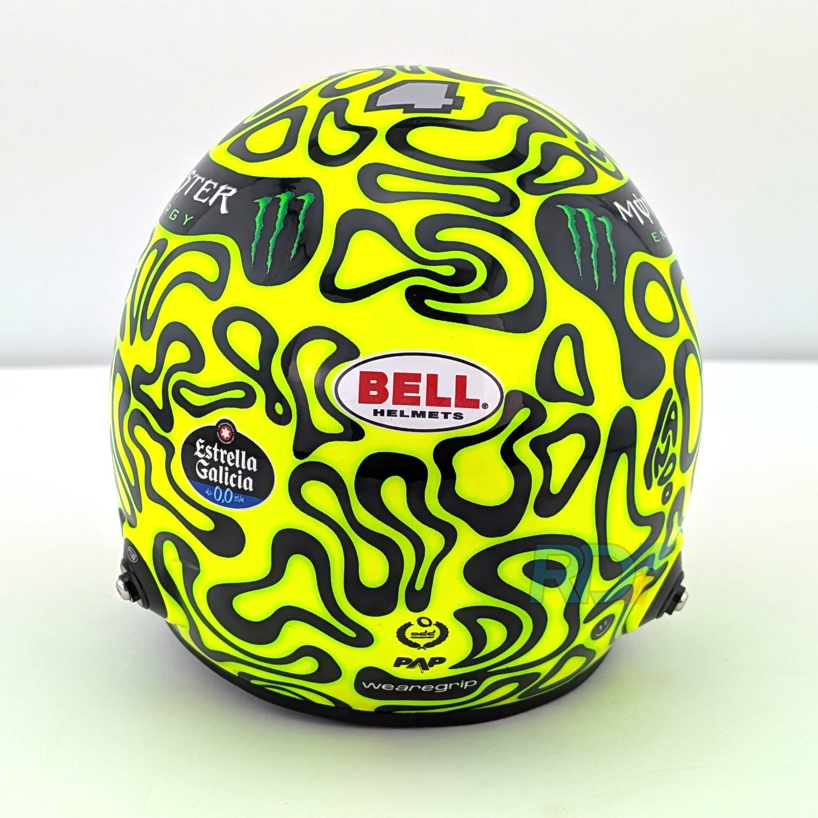 2025 Lando Norris McLaren Mini Helmet – 1:2 Scale Bell F1 Helmet – Model 4100416