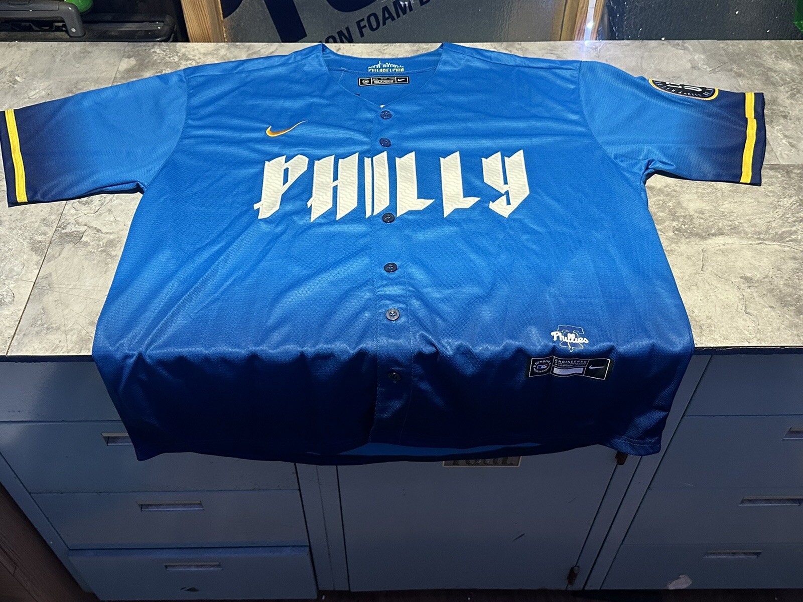 NWT Men’s Large Nike Philadelphia Phillies City Connect Brandon Marsh Jersey