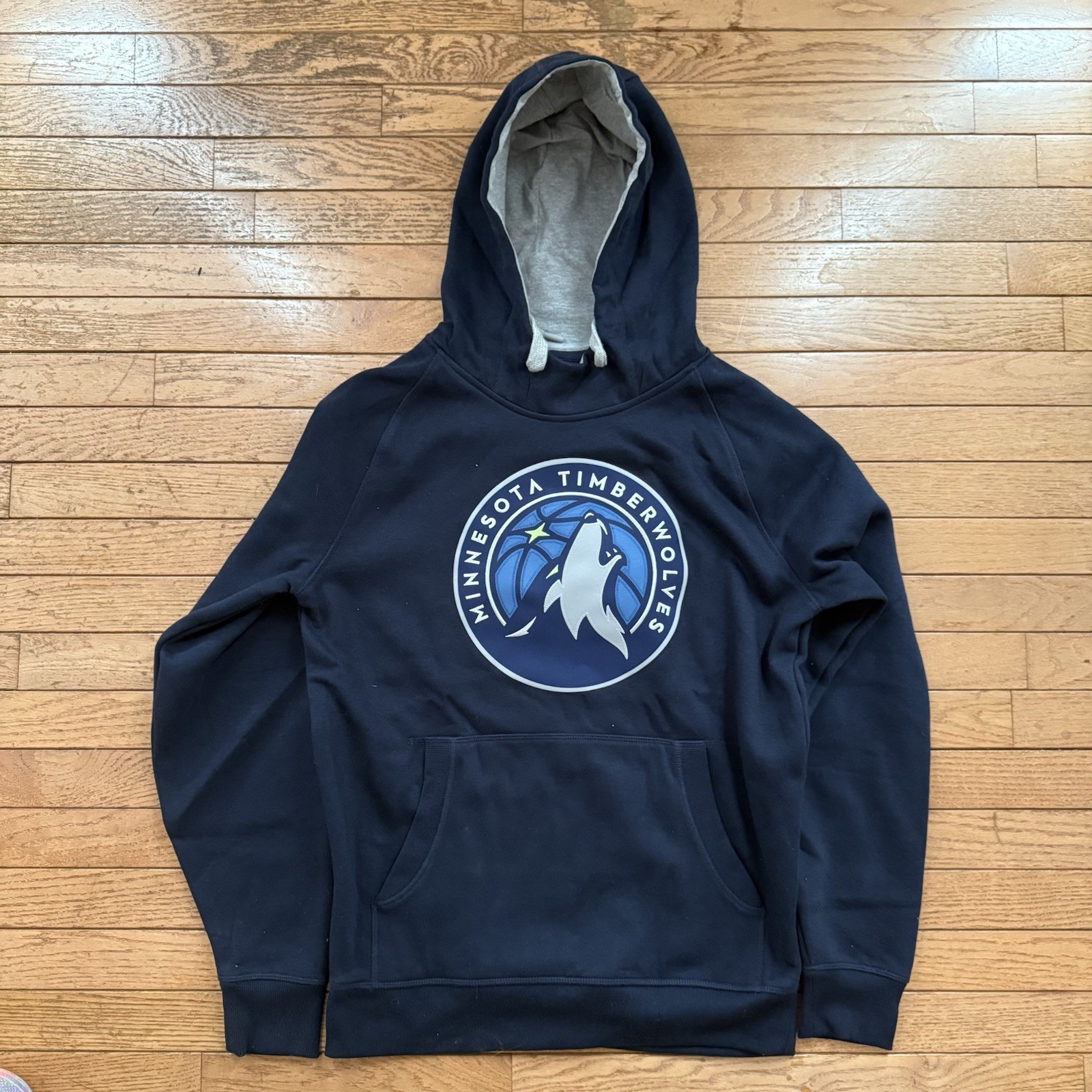 Minnesota Timberwolves Hoodie NBA NWT Team Apparel Antigua Brand