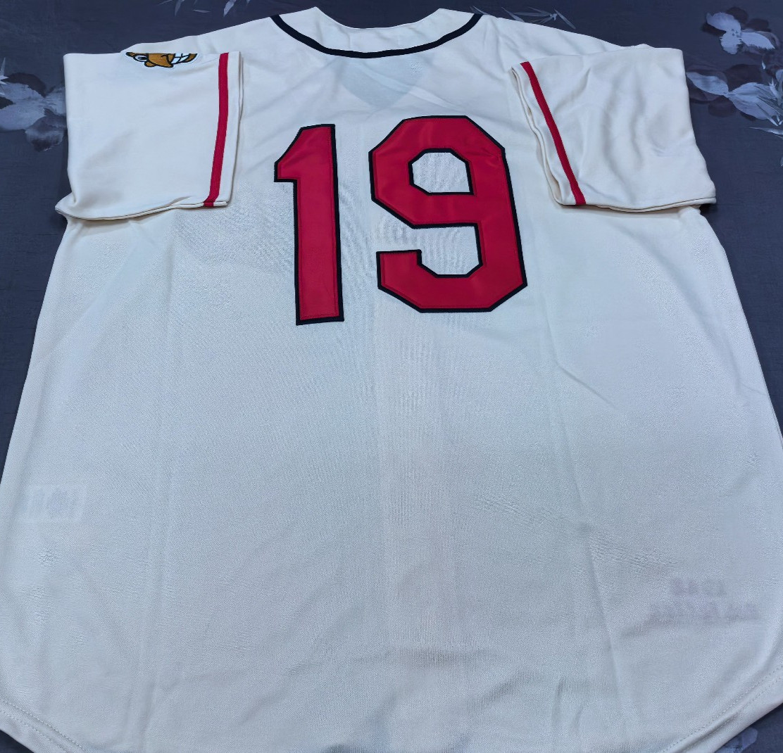 VINTAGE Bob Feller #19 Indians Throwback Cream Sewn Stitched Jersey.