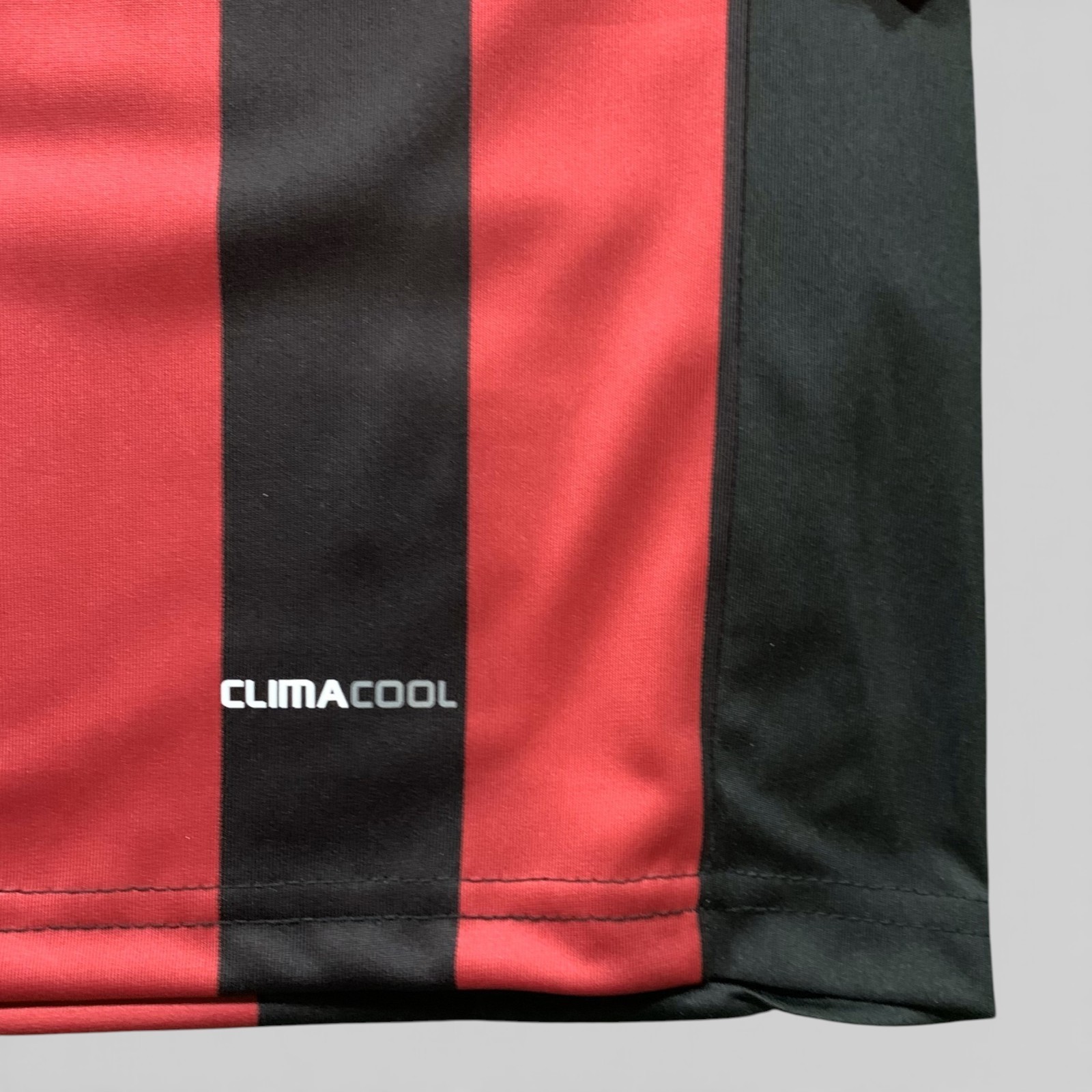 Ronaldinho #80 AC Milan 2009/10 Long Sleeve Jersey Retro – Men’s Sizes – New