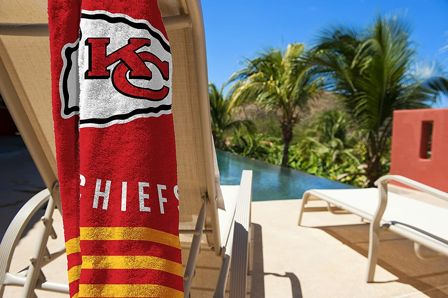 30 x 60 Striped beach towel – NFL – Pick Your Team – NFL FOOTBALL Beach towel