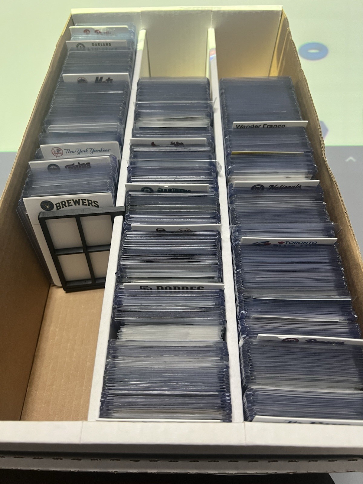 (10) Card Dividers 2 Way Retaining Clip w (3) Free card grader tool FREE SHIP
