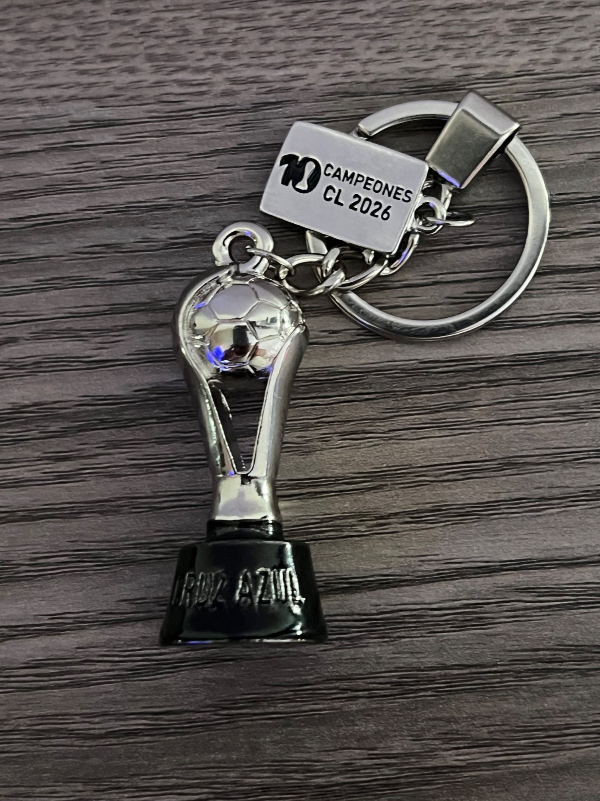 CRUZ AZUL KEYCHAIN TROFEO OFICIAL DEL EQUIPO CRUZ AZUL LLAVERO DE LA 10MA COPA