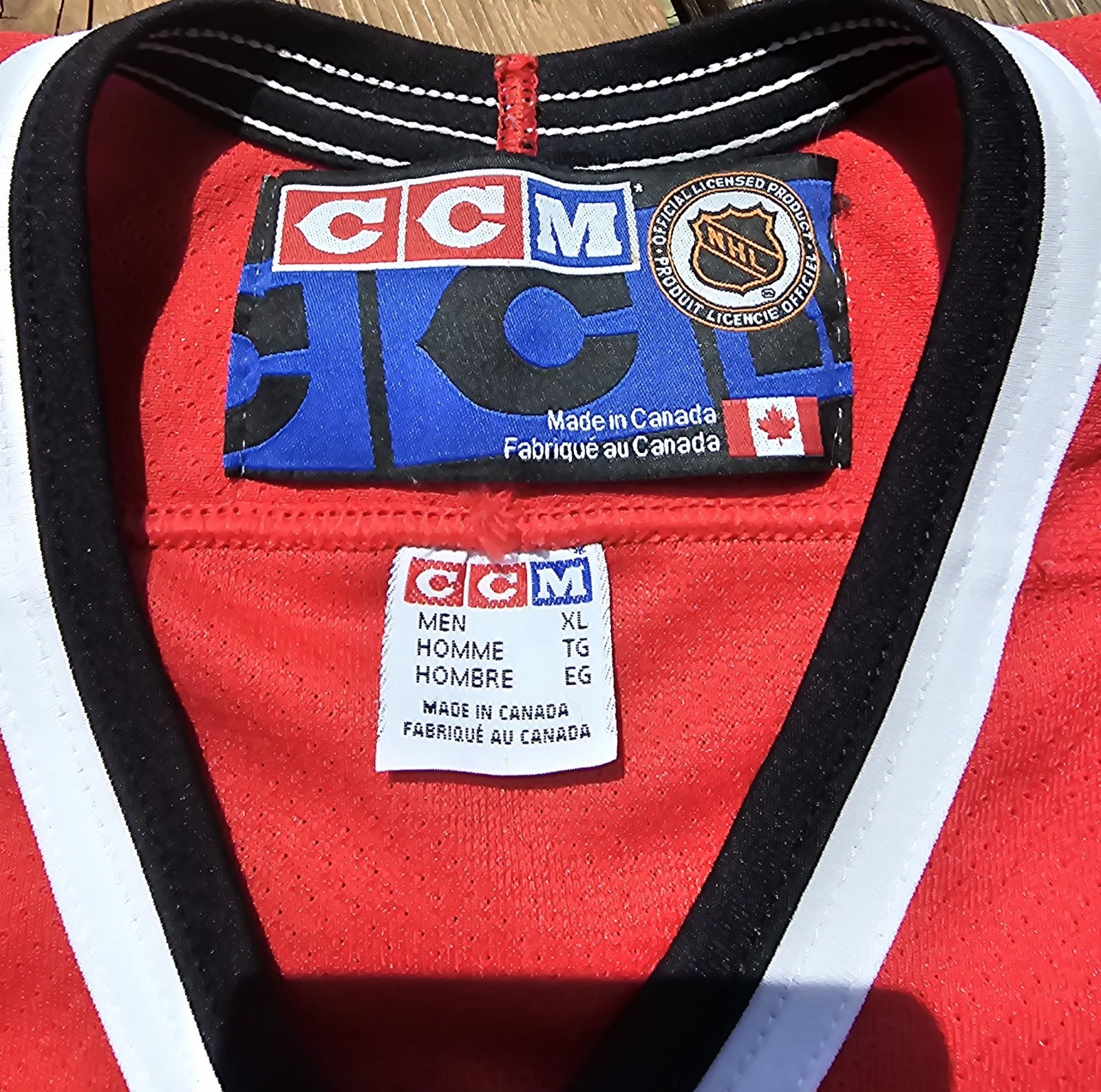Vintage CCM Chicago Blackhawks NHL Men’s XL Hockey Jersey Red Black White Blank