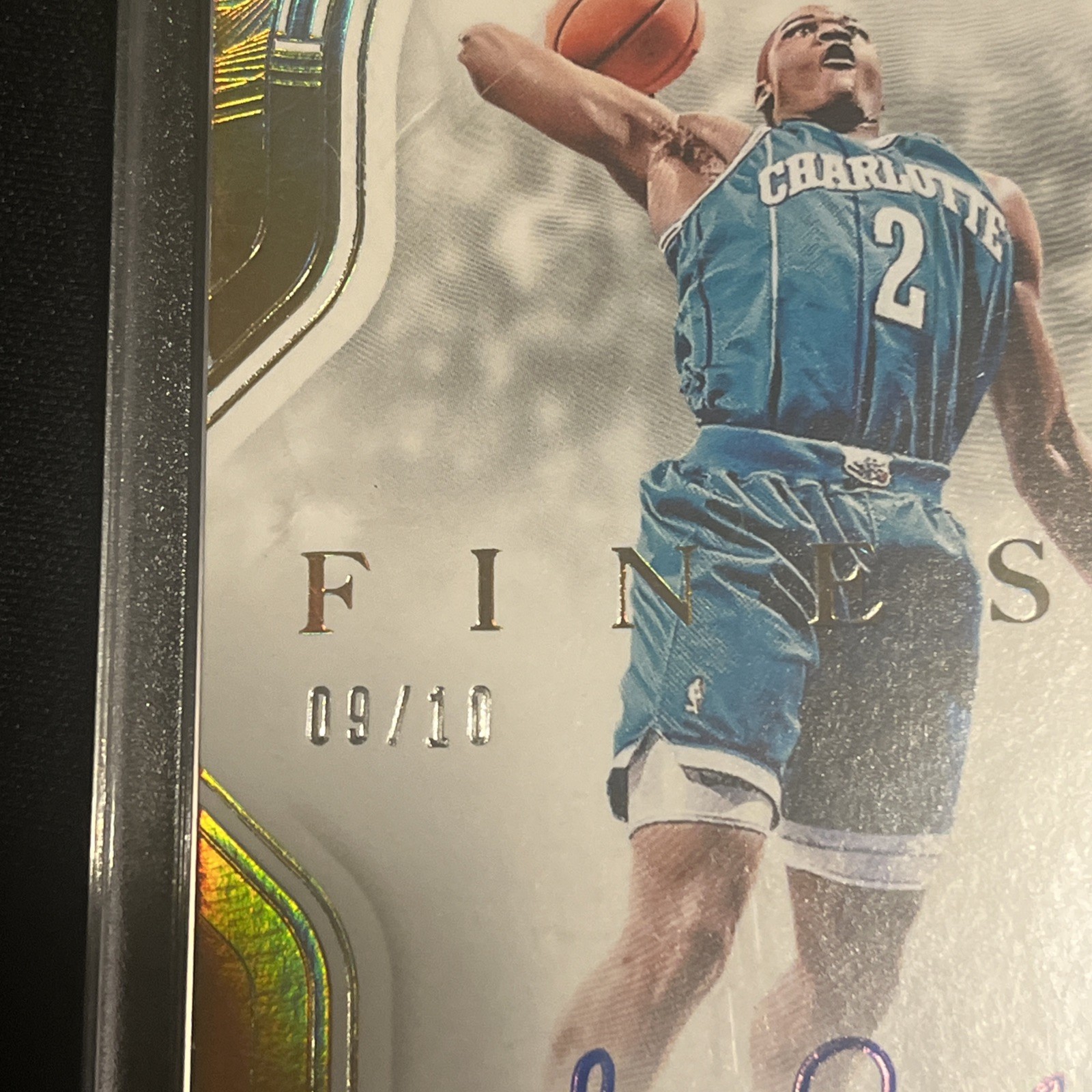 2024-25 Panini Flawless – Finesse Signatures Larry Johnson #FNS-LJO Gold /10