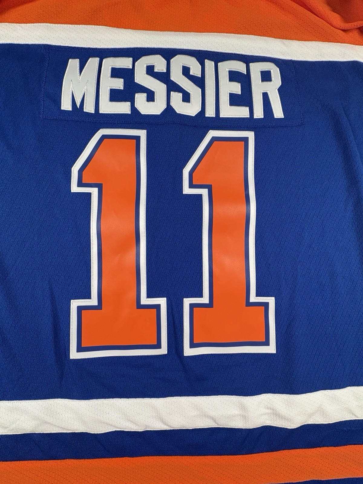 Men’s Mitchell & Ness Mark Messier #11 Royal Edmonton Oilers Alternate Sz 2XL