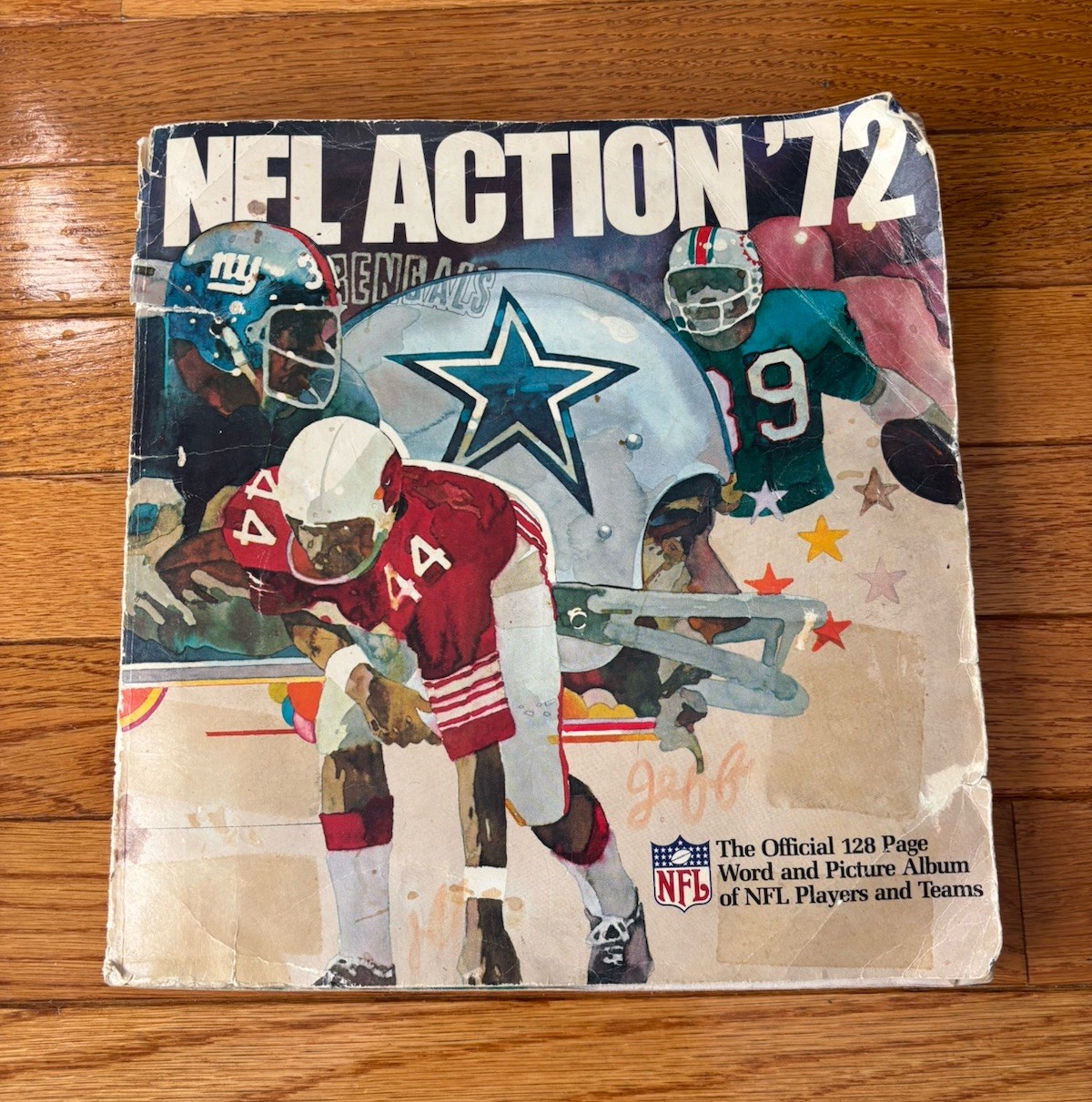 Vintage NFL Action 1972 Sunoco Sticker Album with Stickers – 90% Complete 💥