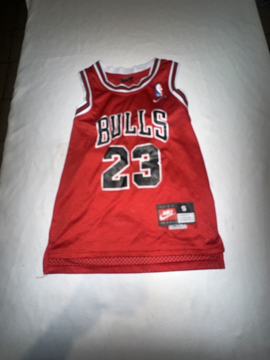 Vintage Nike Chicago Michael Jordan #23 Jersey Size 12-14 Y Small +2