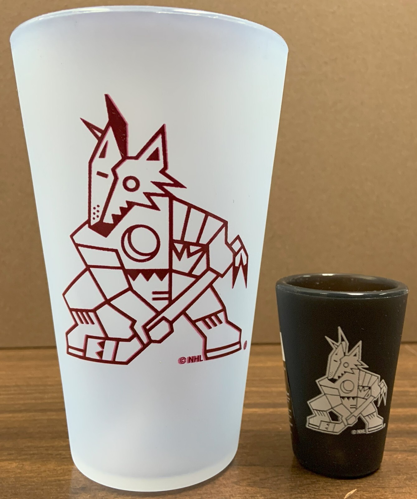 ARIZONA COYOTES 16 OZ ICICLE SILICONE PINT GLASS & 1.5 OZ SHOT GLASS WINCRAFT 🏒