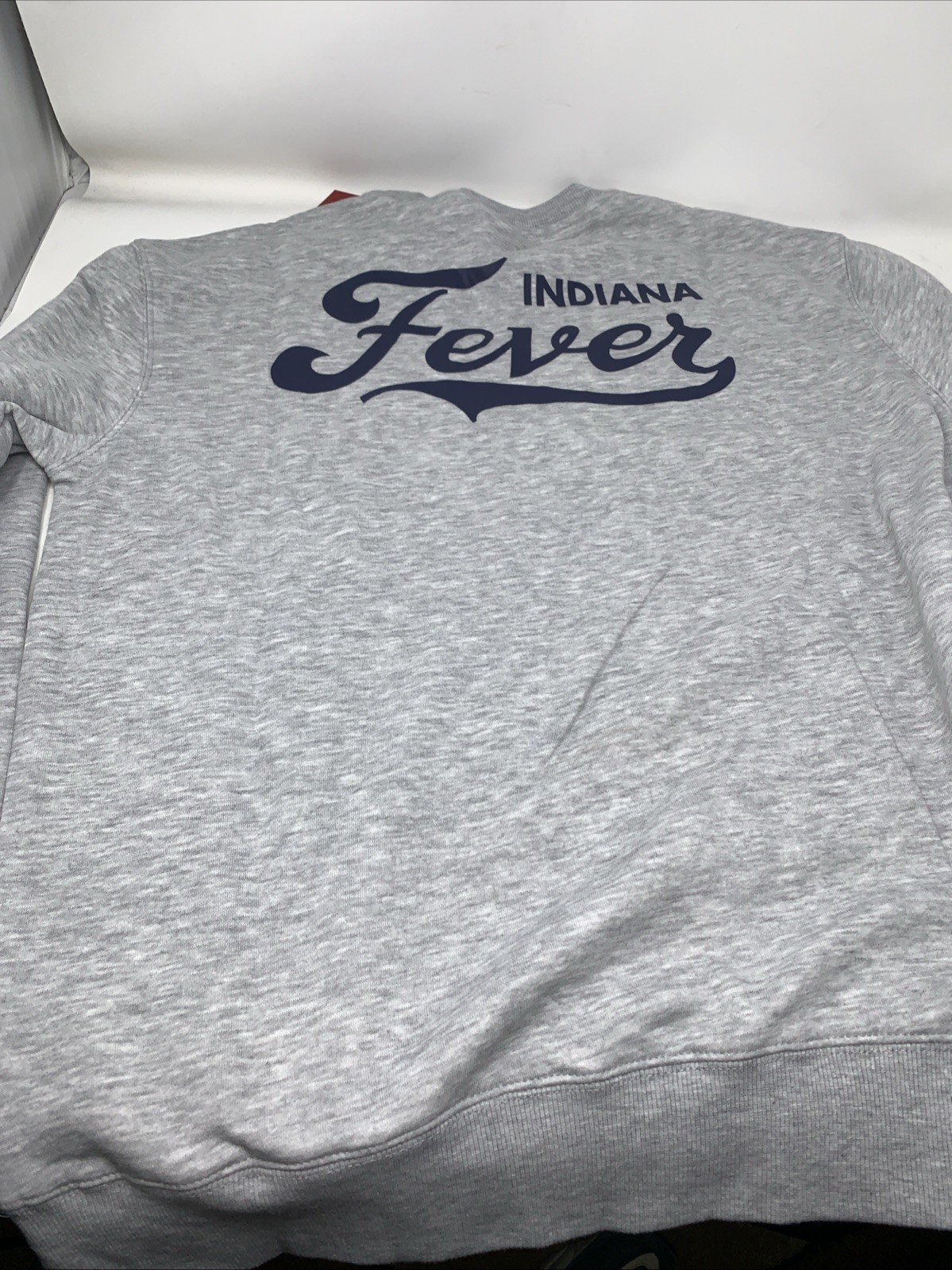 WNBA Indiana Fever Grey Mens large Sweatshirt NWT By Ultra Game And WNBA Mens L