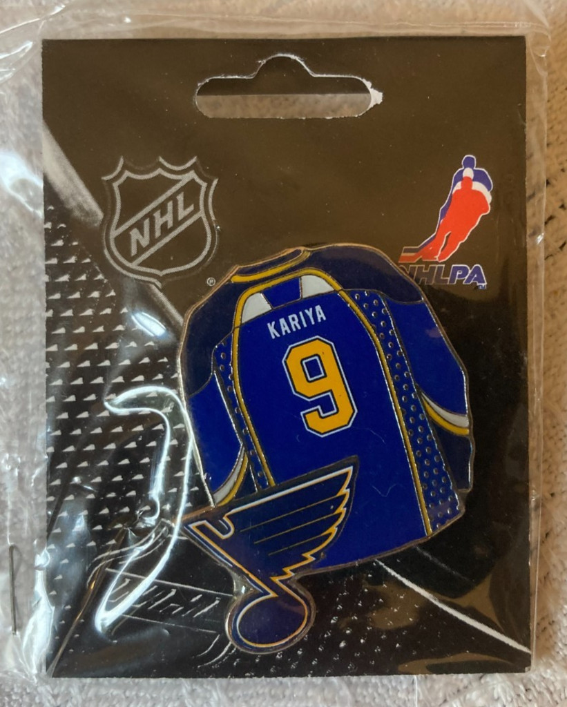 JF Sports Lapel Pins NHL ST. Louis Blues Kariya & Blue Jerseys w/ Goalie Mask