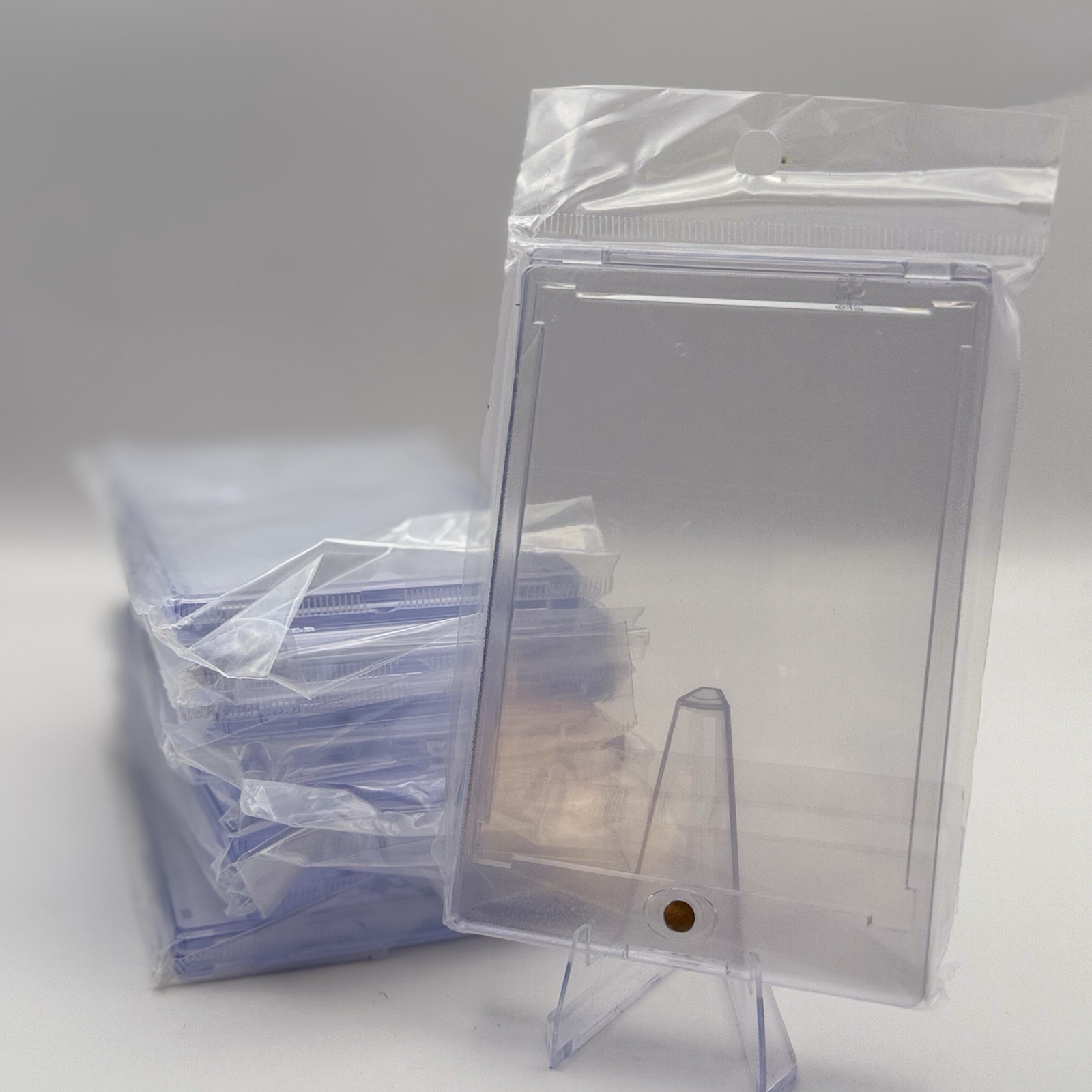 One-Touch Magnetic 55pt Trading Card Holder Sports Card Holder