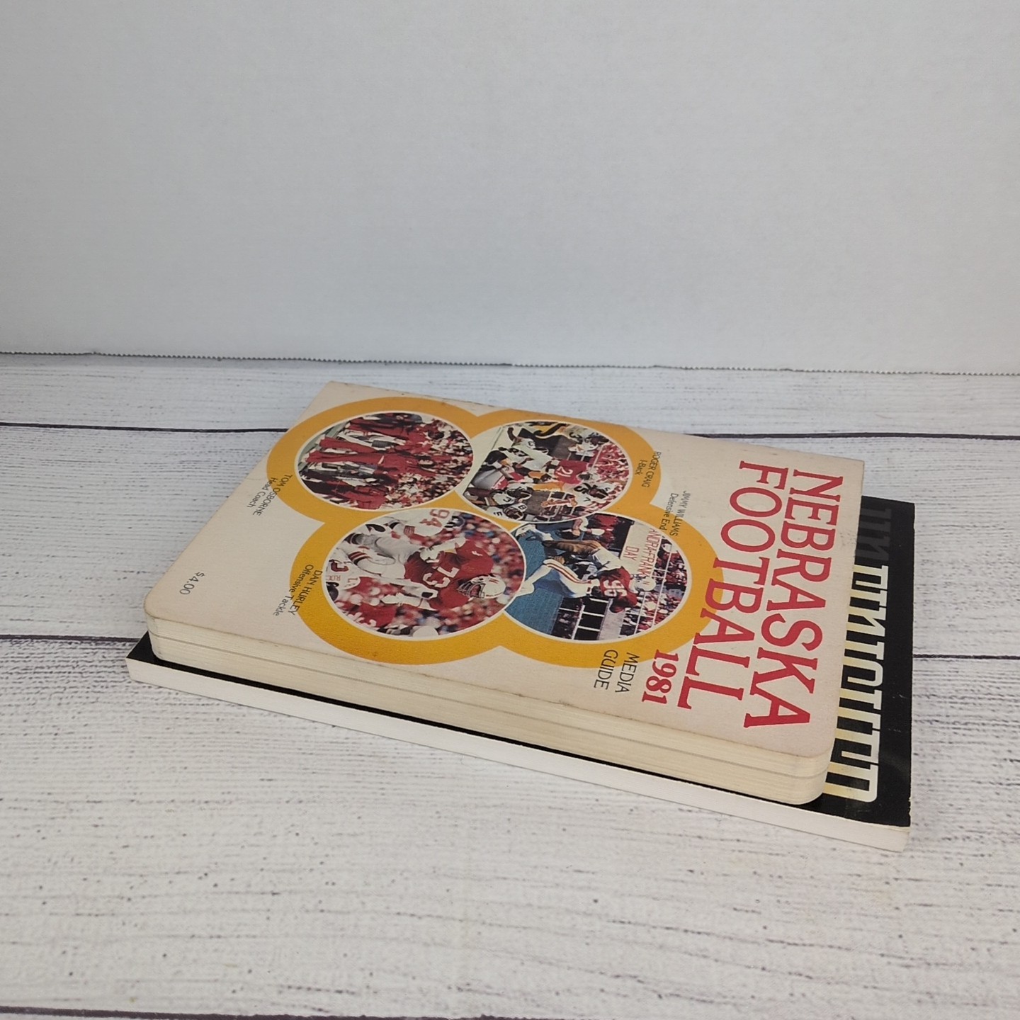 Cornhuskers Books 1981 NEBRASKA FOOTBALL MEDIA GUIDE Unfinished Business Signed