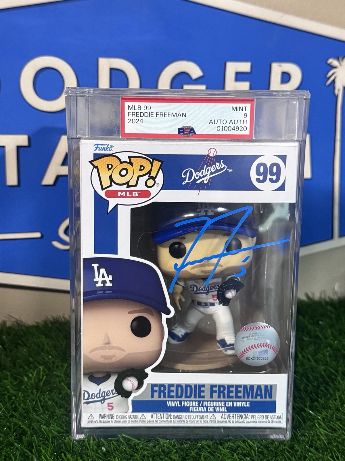 Freddie Freeman Signed MLB Funko Pop #99 PSA/DNA 10 AUTO Los Angeles Dodgers